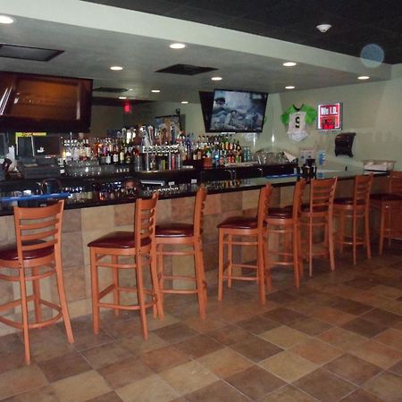 Boarders Inn & Suites By Cobblestone Hotels - Grand Island Exterior foto