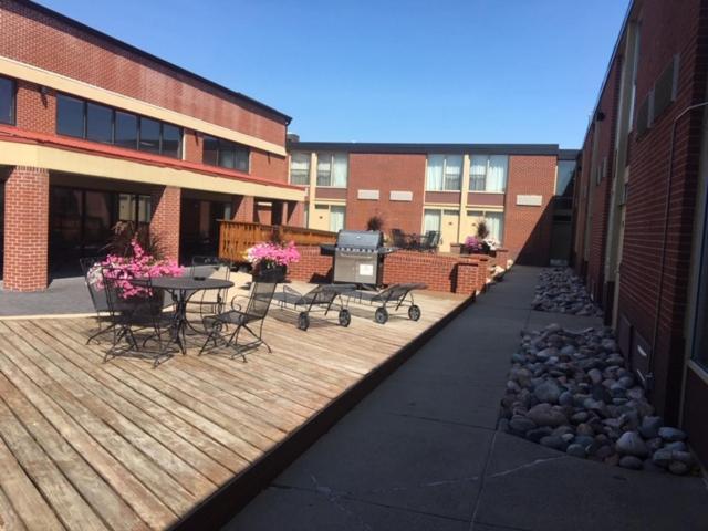 Boarders Inn & Suites By Cobblestone Hotels - Grand Island Exterior foto